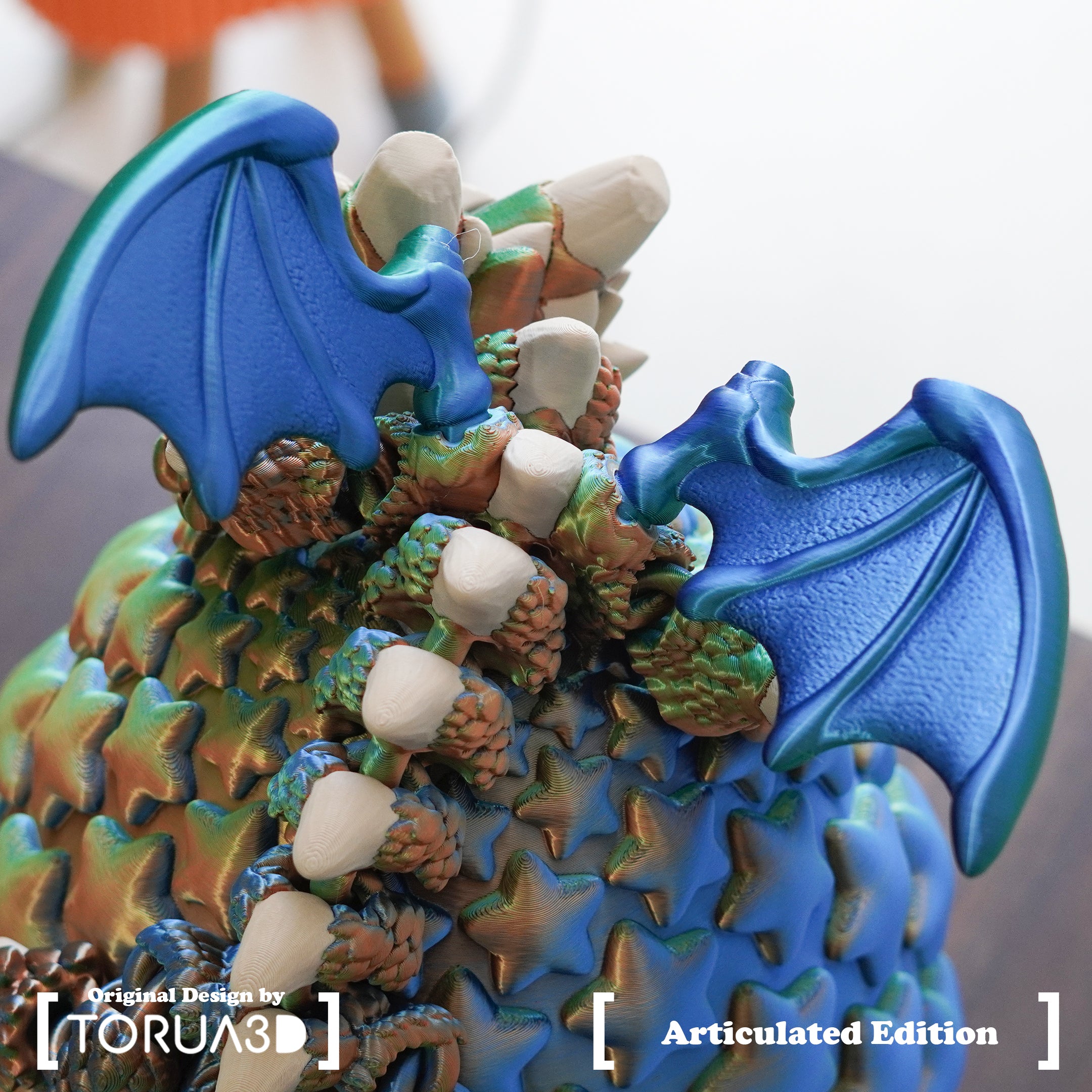 Dragon Articulado 004.1 Azul y verde brillante
